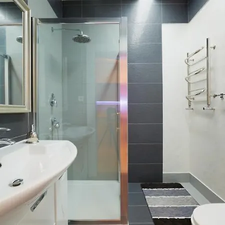 Apartment On Prospekt Svobody 24